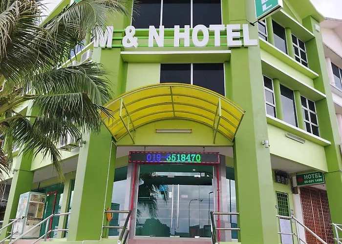 M & N Hotel