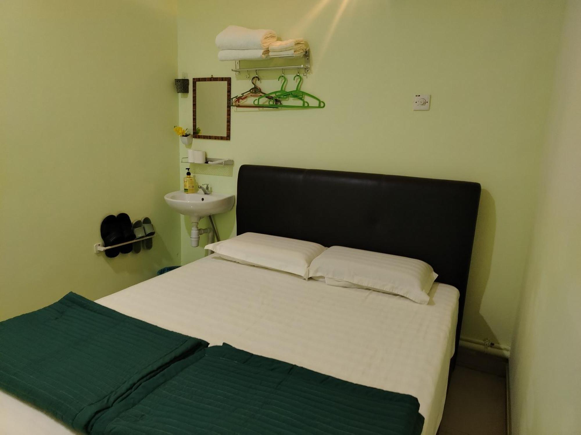 Motel M & N