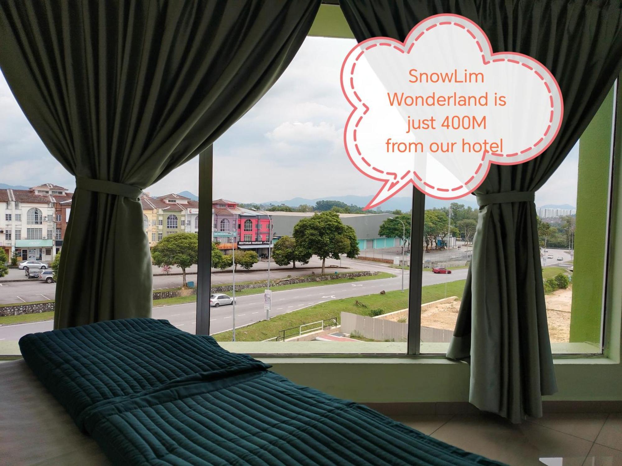 Motel M & N *